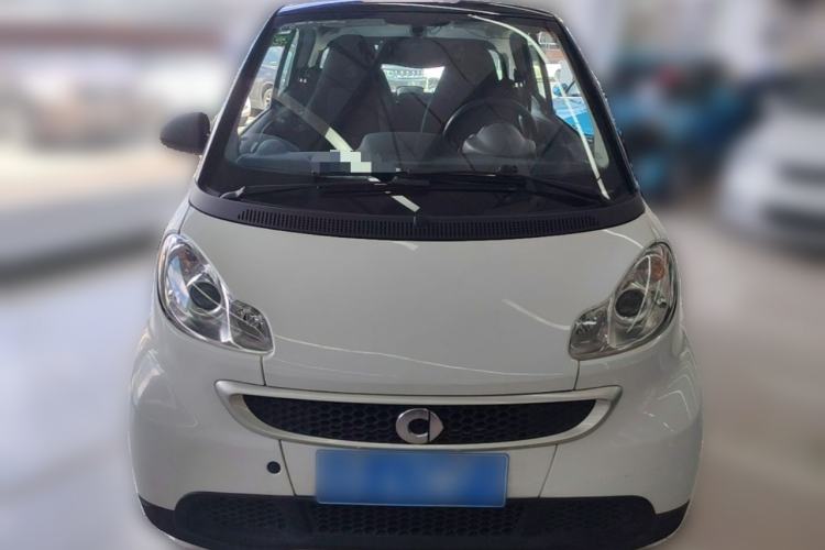 Used smart fortwo 2014 1.0 MHD Hardtop New Year Special Edition Front