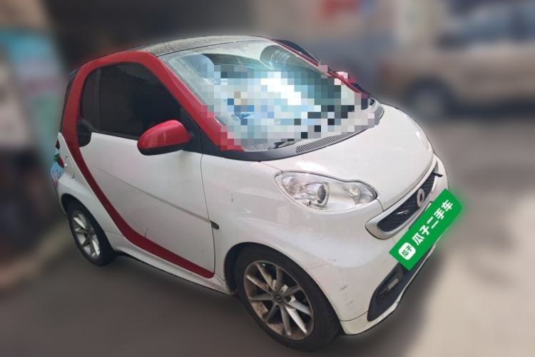 Used smart fortwo 2014 1.0 MHD Hardtop City Lightwave Passion Edition Front Right 45 Deg