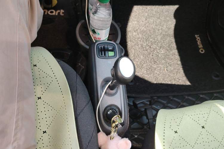 Used smart fortwo 2014 1.0 MHD Hardtop BoConcept Special Edition Gear Lever