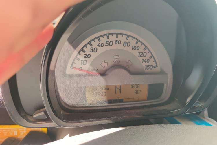 Used smart fortwo 2014 1.0 MHD Hardtop City Lightwave Passion Edition Instrument Cluster