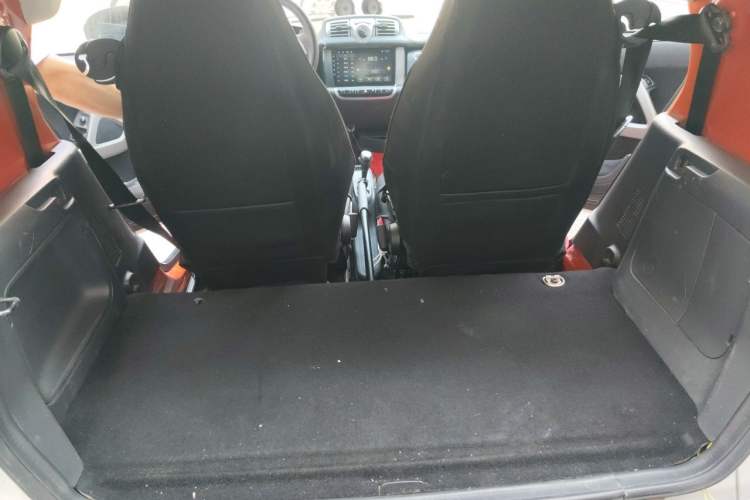 Used smart fortwo 2014 1.0T Hardtop City Lightwave Passion Edition Left Rear Seat