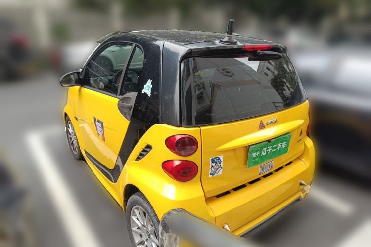 Used smart fortwo 2014 1.0 MHD Hardtop New Year Special Edition Rear Left 45 Deg