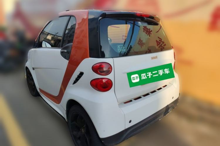 Used smart fortwo 2014 1.0 MHD Hardtop New Year Special Edition Rear Left 45 Deg