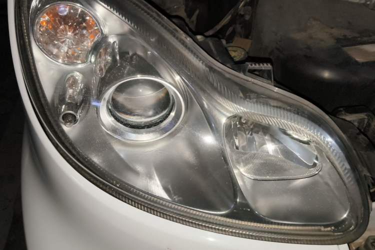 Used smart fortwo 2014 1.0 MHD Hardtop New Year Special Edition Right Front Headlight