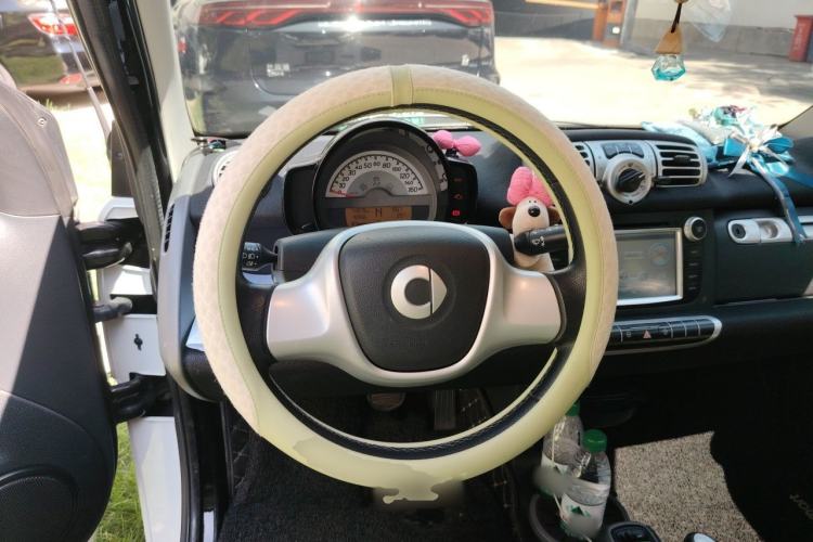 Used smart fortwo 2014 1.0 MHD Hardtop BoConcept Special Edition Steering Wheel