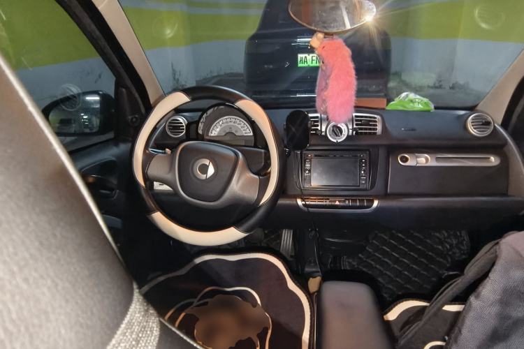 Used smart fortwo 2014 1.0 MHD Hardtop New Year Special Edition Steering Wheel