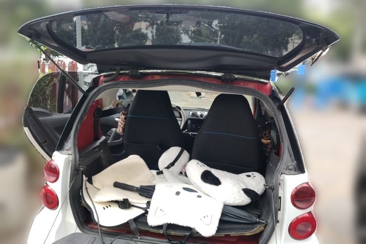 Used smart fortwo 2014 1.0 MHD Hardtop BoConcept Special Edition Trunk