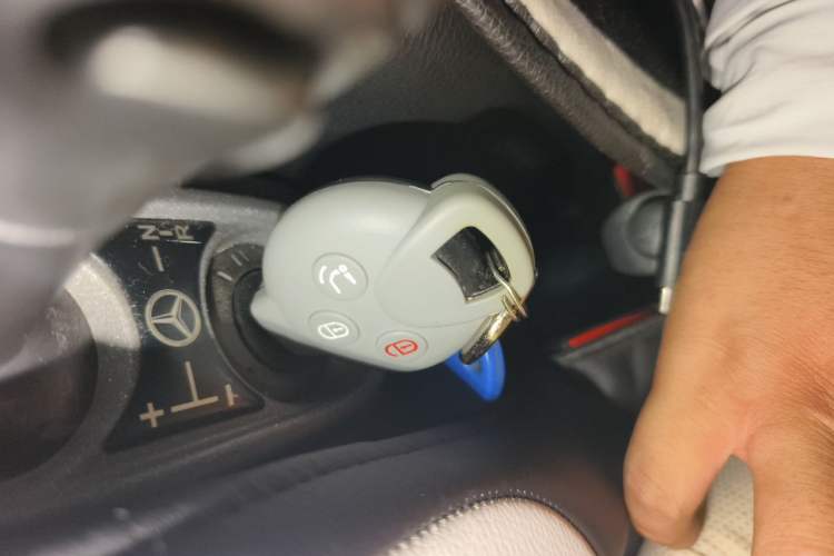 Used smart fortwo 2014 1.0 MHD Hardtop New Year Special Edition Vehicle Key
