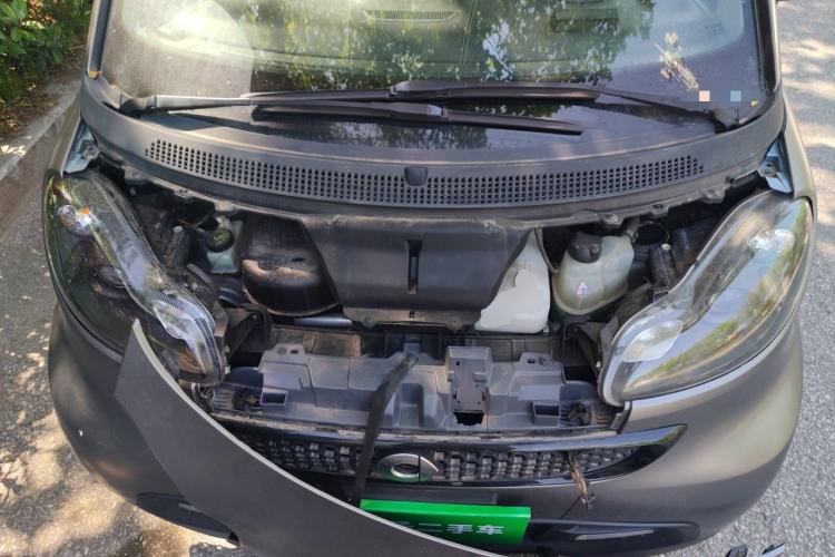 Used smart fortwo 2014 1.0 MHD Hardtop City Lightwave Passion Edition Engine Bay