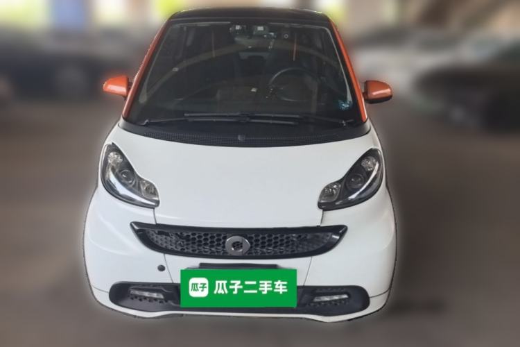 Used smart fortwo 2014 1.0 MHD Hardtop City Lightwave Passion Edition Front