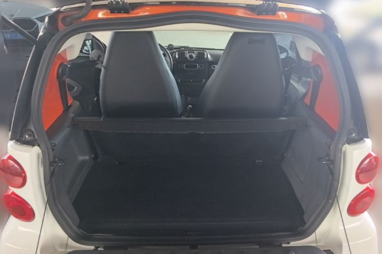 Used smart fortwo 2014 1.0 MHD Hardtop City Lightwave Passion Edition Trunk