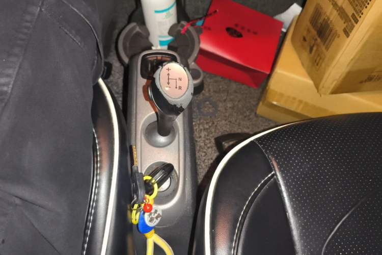 Used smart fortwo 2014 1.0 MHD Hardtop BoConcept Special Edition Gear Lever
