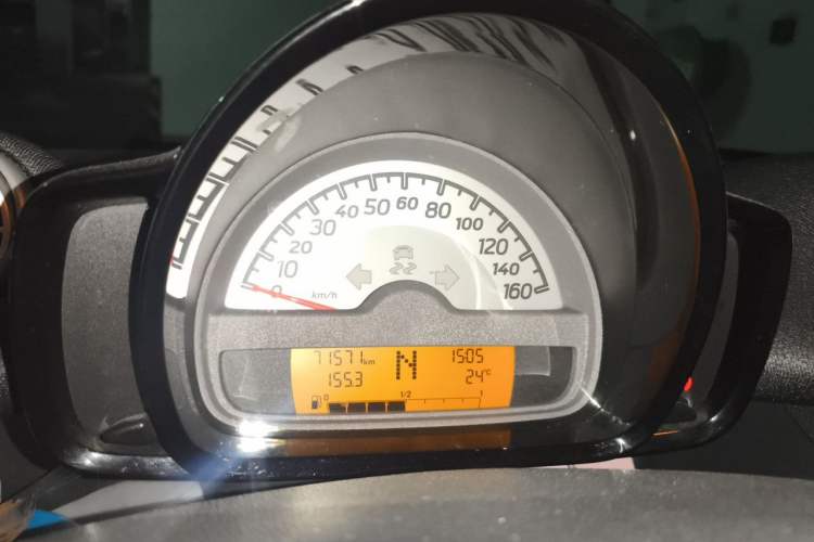 Used smart fortwo 2014 1.0 MHD Hardtop BoConcept Special Edition Instrument Cluster