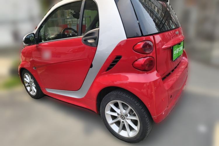 Used smart fortwo 2014 1.0 MHD Hardtop New Year Special Edition Rear Left 45 Deg