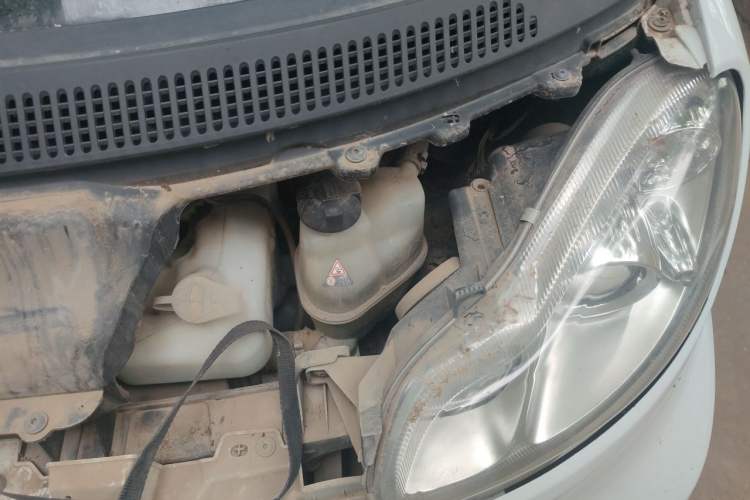 Used smart fortwo 2014 1.0T Hardtop City Lightwave Passion Edition Engine Bay Left