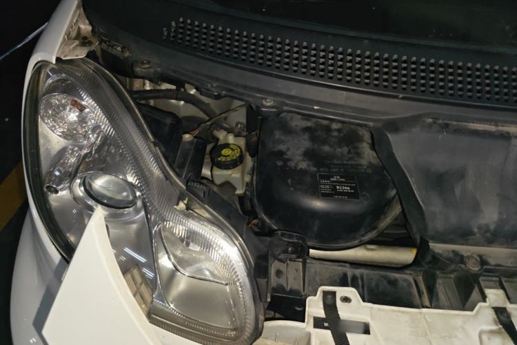 Used smart fortwo 2014 1.0 MHD Hardtop New Year Special Edition Engine Bay Right