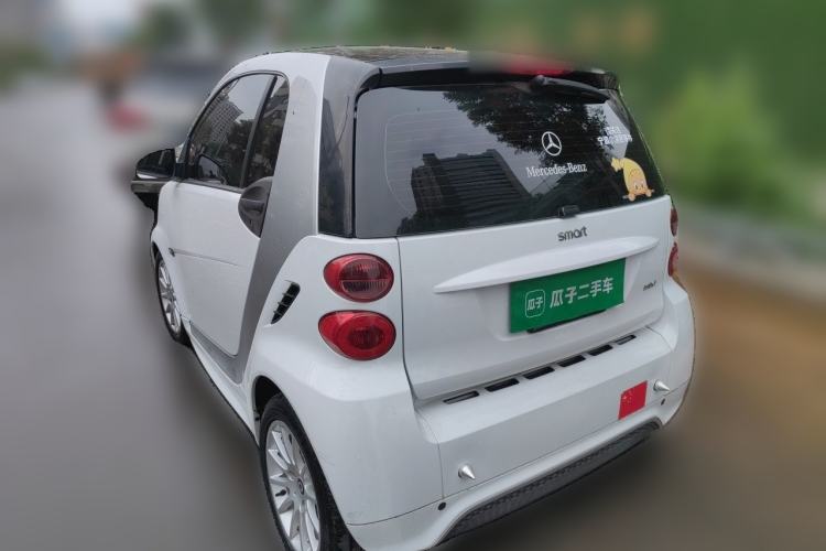 Used smart fortwo 2014 1.0 MHD Hardtop City Lightwave Passion Edition Exterior 3