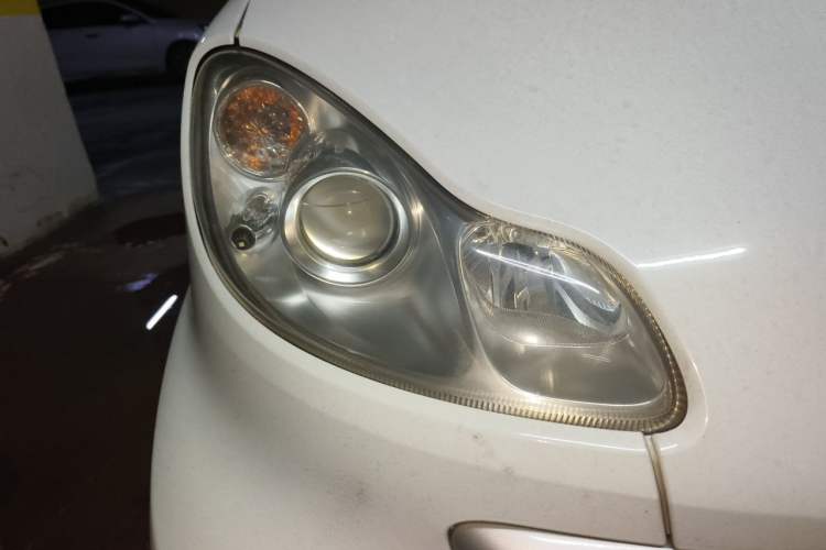 Used smart fortwo 2014 1.0 MHD Hardtop New Year Special Edition Exterior 6