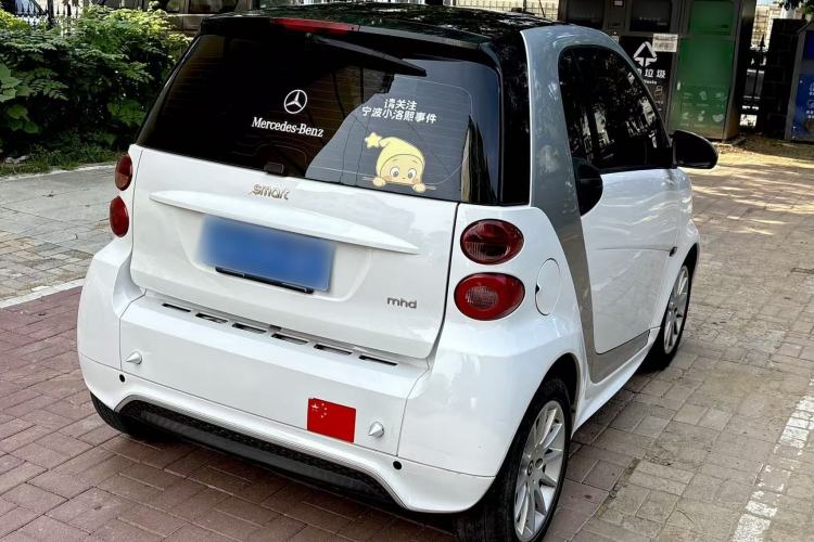 Used smart fortwo 2014 1.0 MHD Hardtop City Lightwave Passion Edition Exterior 9