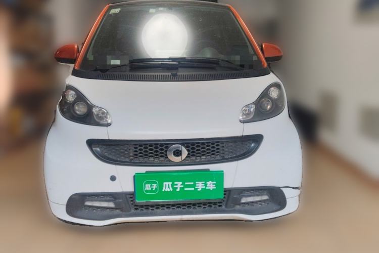 Used smart fortwo 2014 1.0 MHD Hardtop City Lightwave Passion Edition Front