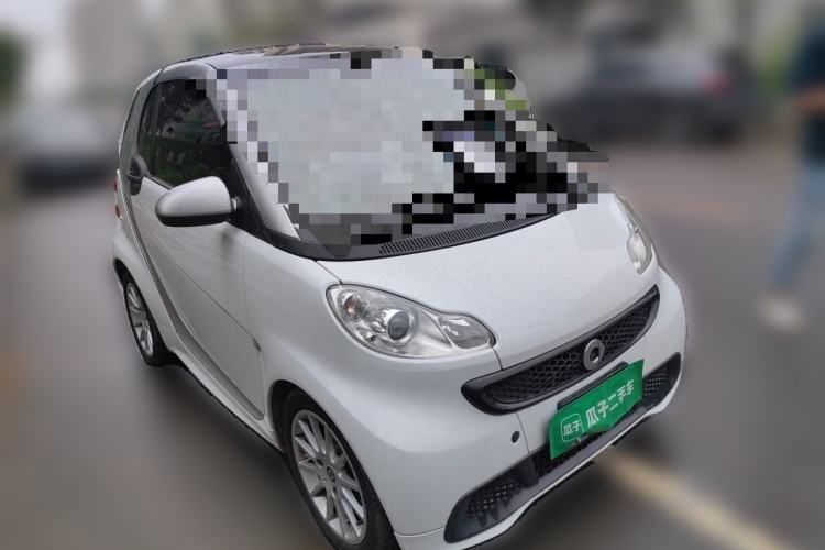 Used smart fortwo 2014 1.0 MHD Hardtop City Lightwave Passion Edition Front Right 45 Deg