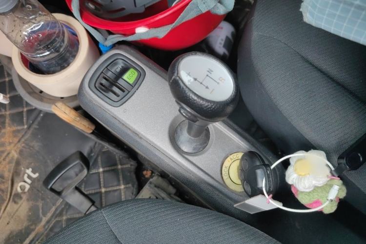 Used smart fortwo 2014 1.0 MHD Hardtop City Lightwave Passion Edition Gear Lever