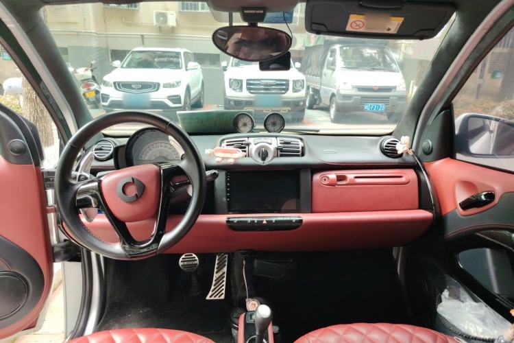 Used smart fortwo 2014 1.0T Hardtop City Lightwave Passion Edition Headliner