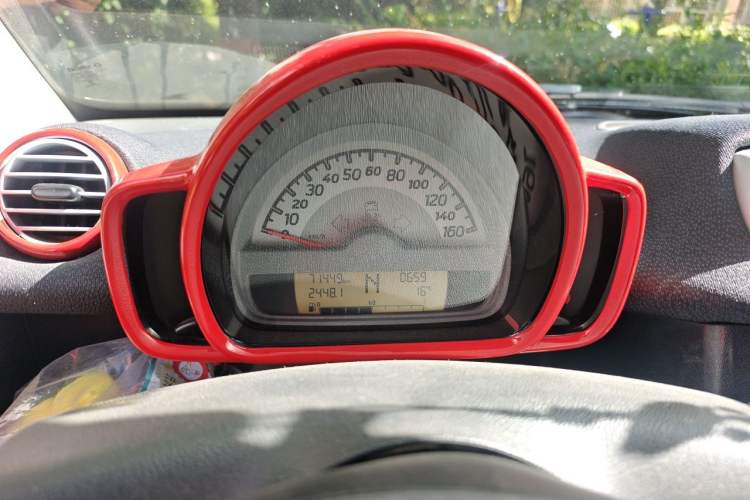 Used smart fortwo 2014 1.0 MHD Hardtop New Year Special Edition Instrument Cluster