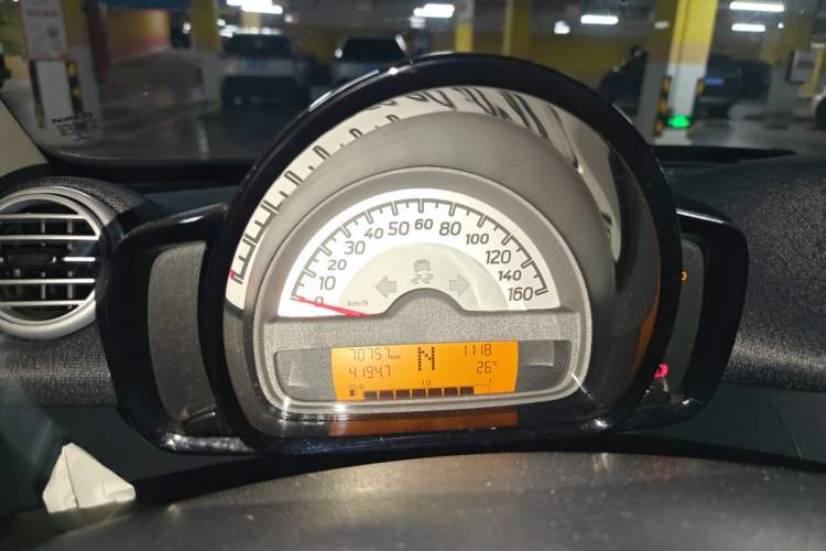 Used smart fortwo 2014 1.0 MHD Hardtop New Year Special Edition Instrument Cluster