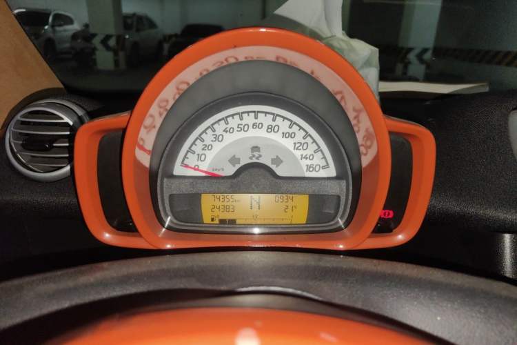 Used smart fortwo 2014 1.0 MHD Hardtop New Year Special Edition Instrument Cluster