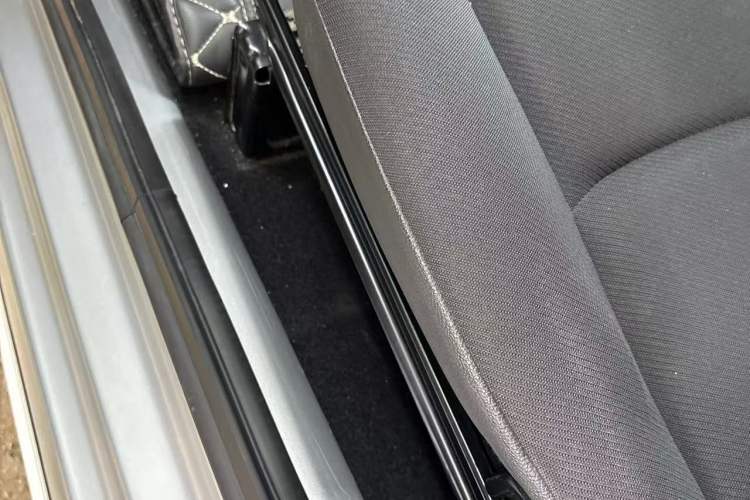 Used smart fortwo 2014 1.0 MHD Hardtop City Lightwave Passion Edition Interior 4