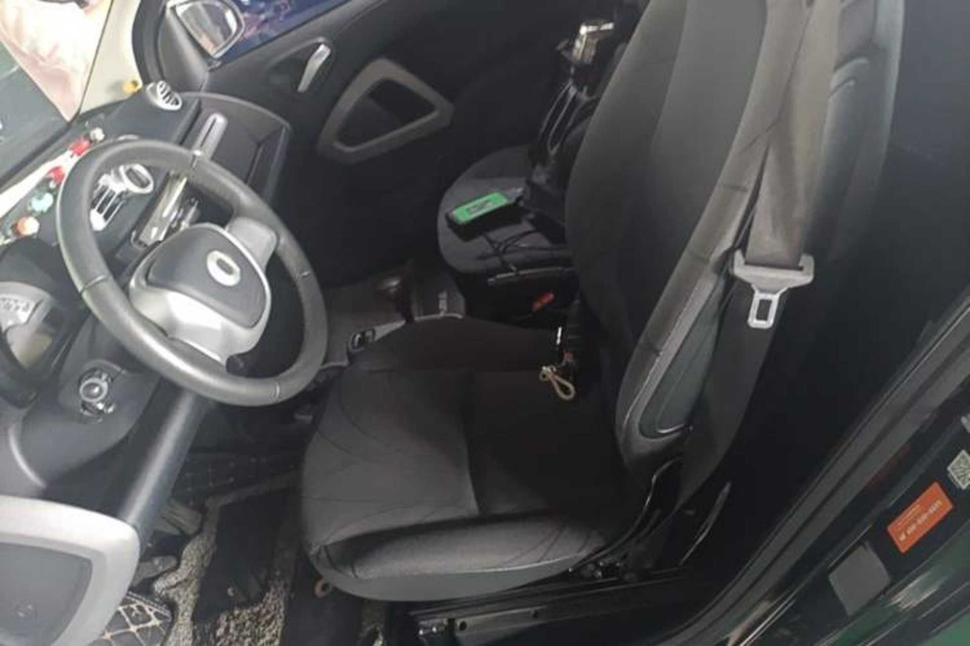 Used smart fortwo 2014 1.0 MHD Midnight Purple Limited Edition Left Front Seat