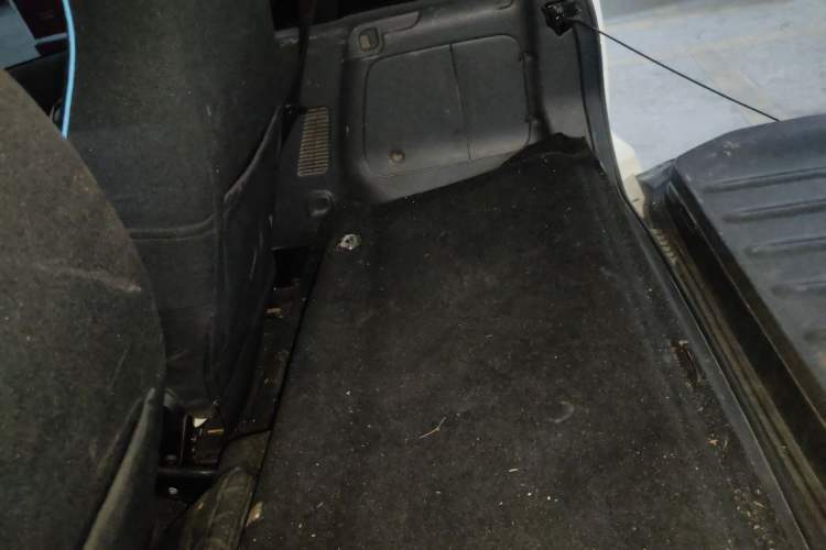Used smart fortwo 2014 1.0 MHD Hardtop New Year Special Edition Left Rear Seat