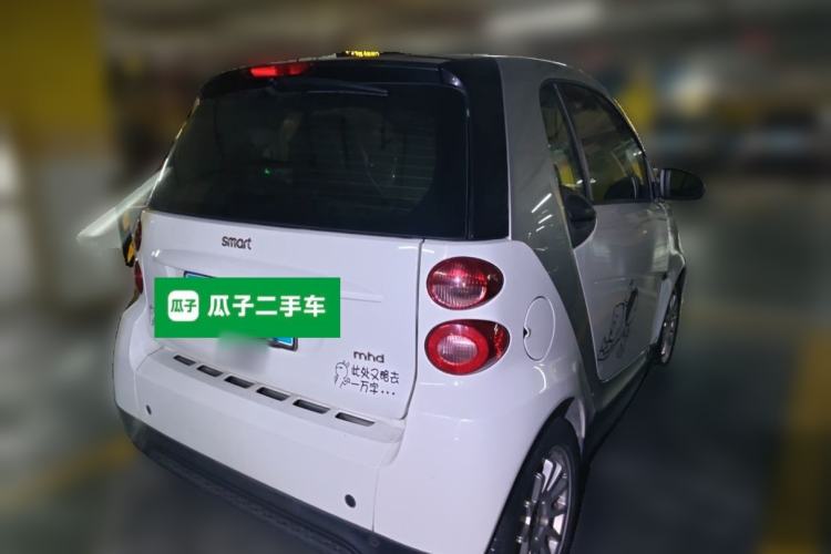 Used smart fortwo 2014 1.0 MHD Hardtop New Year Special Edition Rear Right 45 Deg