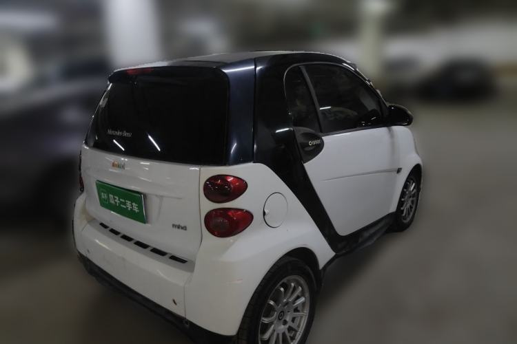 Used smart fortwo 2014 1.0 MHD Hardtop New Year Special Edition Rear Right 45 Deg