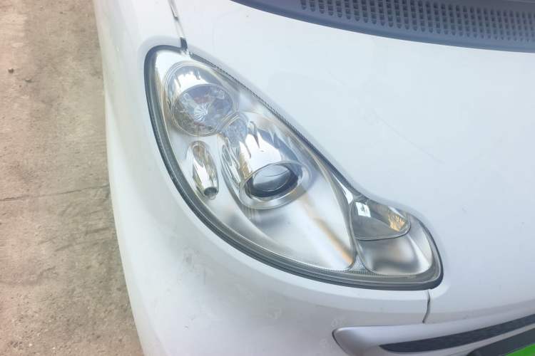Used smart fortwo 2014 1.0 MHD Hardtop New Year Special Edition Right Front Headlight
