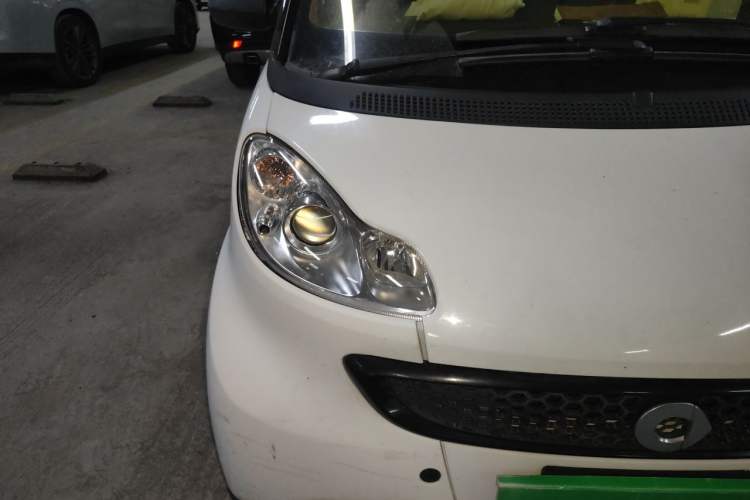 Used smart fortwo 2014 1.0 MHD Hardtop New Year Special Edition Right Front Headlight