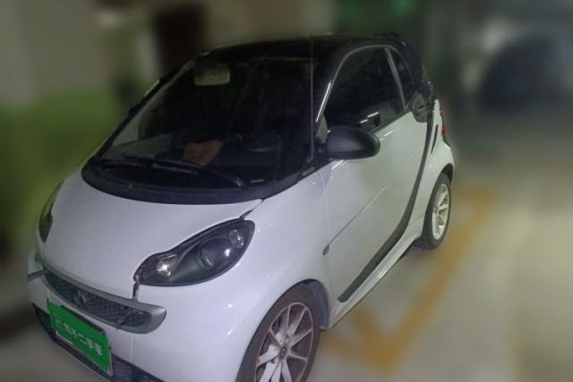 Used smart fortwo 2014 1.0 MHD Midnight Purple Limited Edition