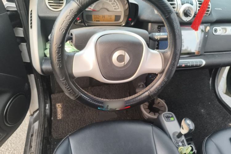 Used smart fortwo 2014 1.0 MHD Hardtop BoConcept Special Edition Steering Wheel