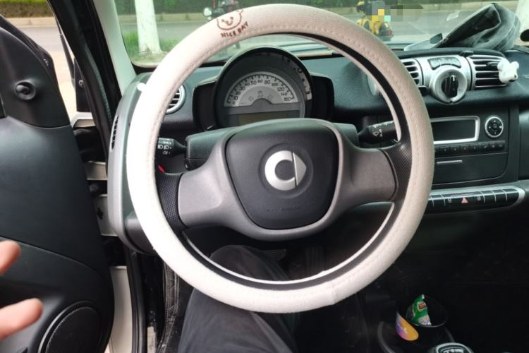 Used smart fortwo 2014 1.0 MHD Hardtop BoConcept Special Edition Steering Wheel