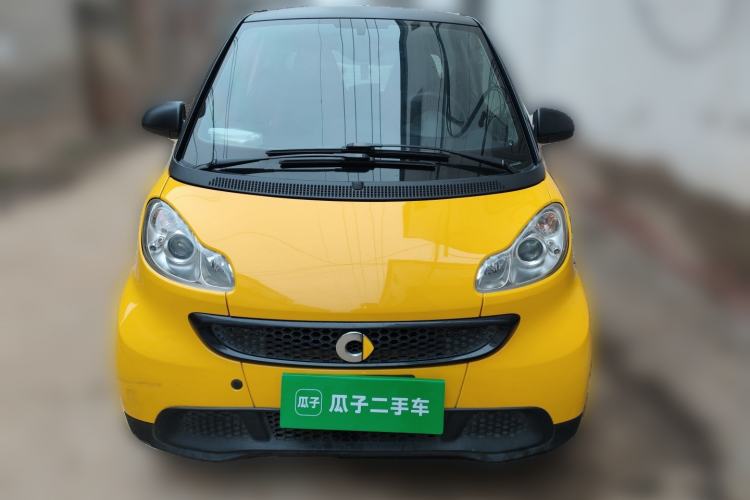 Used smart fortwo 2014 1.0 MHD Hardtop New Year Special Edition Front
