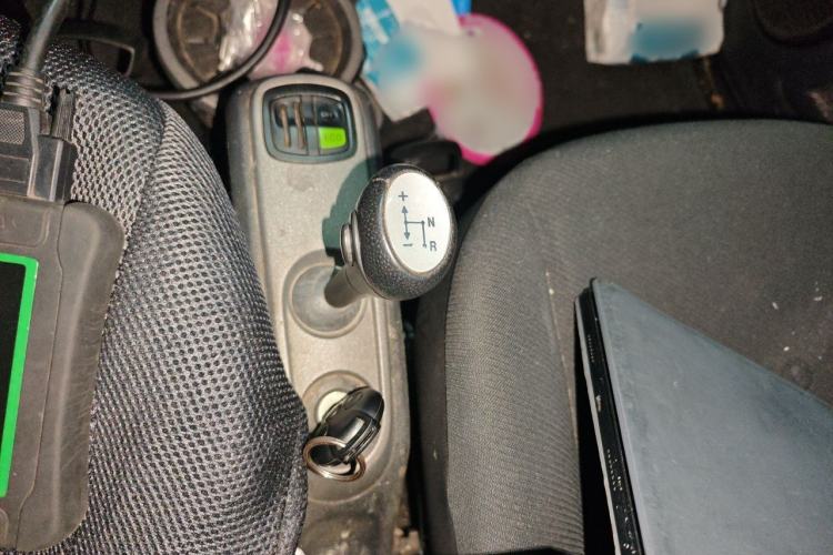 Used smart fortwo 2014 1.0 MHD Hardtop New Year Special Edition Gear Lever
