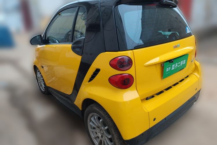 Used smart fortwo 2014 1.0 MHD Hardtop New Year Special Edition Rear Left 45 Deg