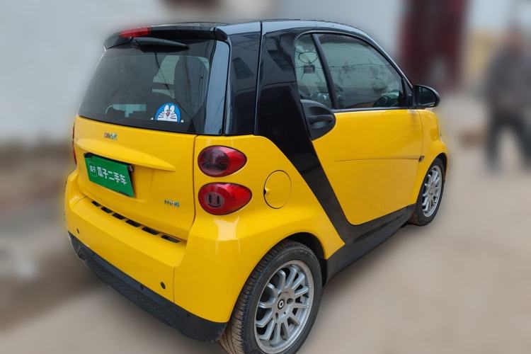 Used smart fortwo 2014 1.0 MHD Hardtop New Year Special Edition Rear Right 45 Deg