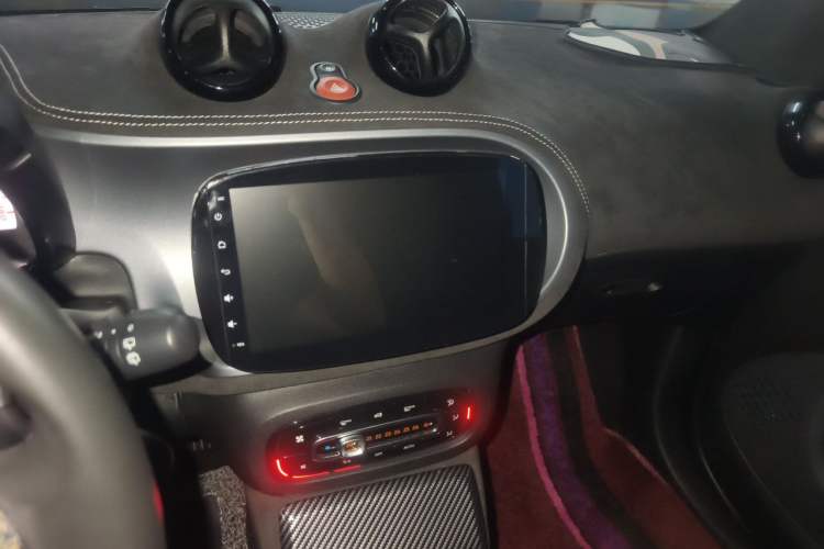 Used smart fortwo 2015 1.0L 52 kW Hardtop Passion Edition Audio And AC Panel