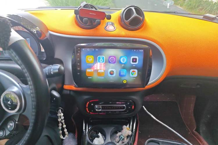 Used smart fortwo 2015 1.0L 52 kW Hardtop Passion Edition Audio And AC Panel
