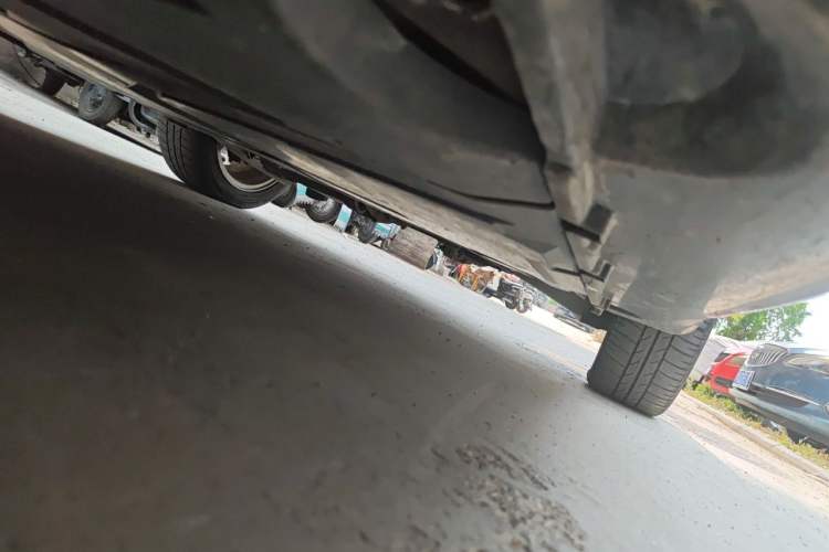 Used smart fortwo 2015 1.0 MHD New Year Special Edition Chassis Front Left