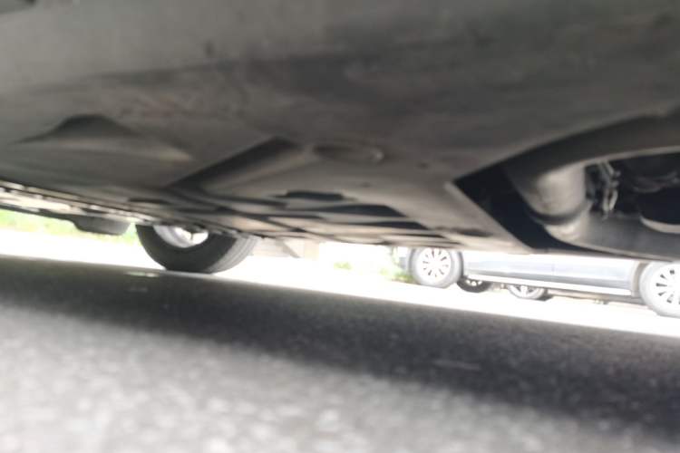 Used smart fortwo 2015 1.0L 52 kW Hardtop Passion Edition Chassis Rear Left
