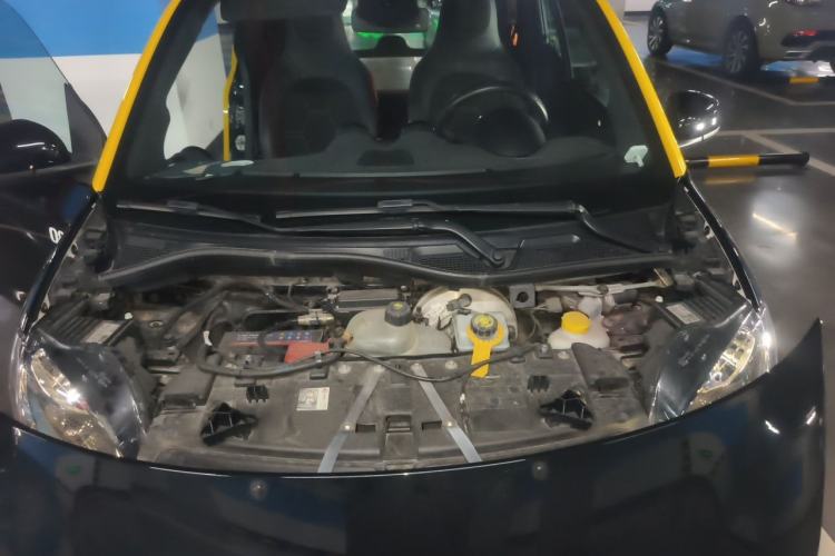Used smart fortwo 2015 1.0L 52 kW Hardtop Passion Edition Engine Bay