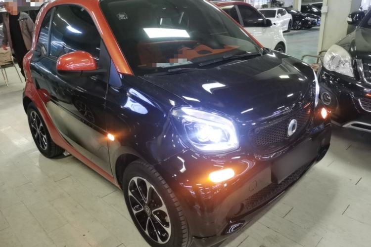 Used smart fortwo 2015 1.0L 52 kW Hardtop Passion Edition Exterior 1